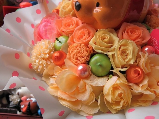 プーさん入り 花束風 フラワーギフト プリザーブドフラワー入り プー