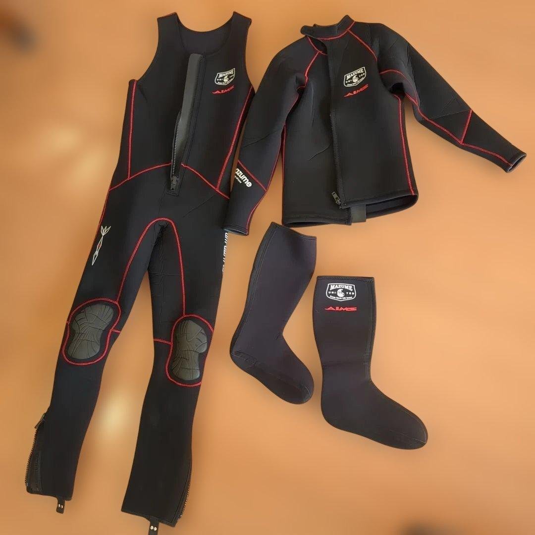 【Mサイズ】mazume x AIMS ウェットスーツ 3点セット 658_1.jpg?20150403163202