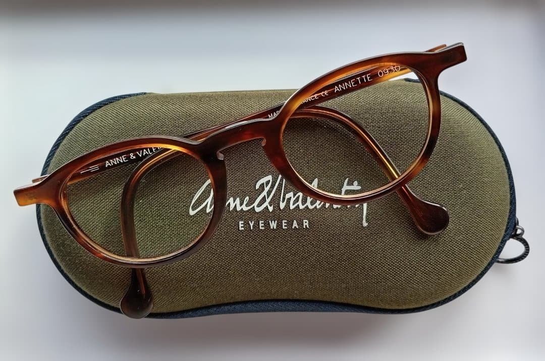 【Annette】アンバレンタイン 眼鏡 アネット ANNE ET VALENTIN（アンバレンタイン）―ANNETTE（アネット）のご紹介