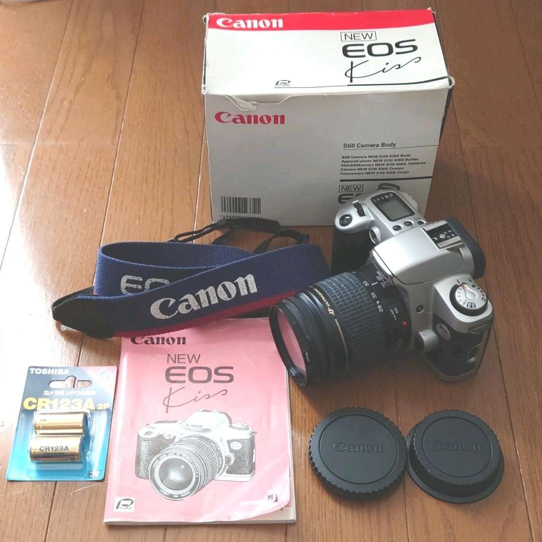 ☆美品☆キヤノン Canon NEW EOS Kiss 一眼レフ＆レンズセット EOS キヤノン デジタル一眼 CANON Kiss Digital X レンズキット 中古
